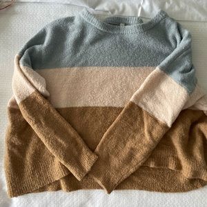 Glam Boutique Cropped ColorBlock Sweater
